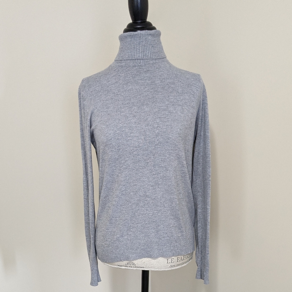 Grace women's turtle neck sweater